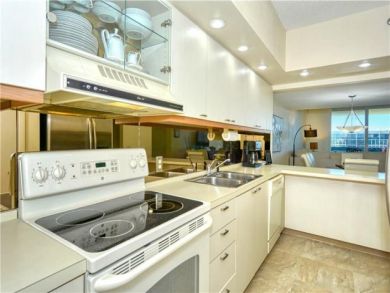 Charming Vacation Rental on Longboat Key. Call Today